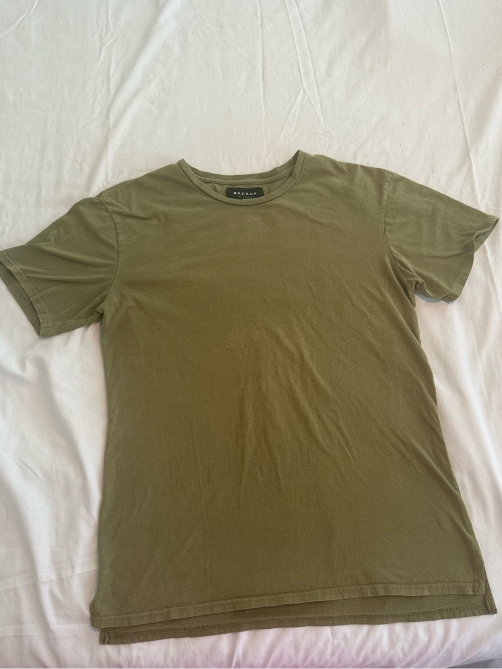 Olive green PacSun 100% cotton 
Size M    N15